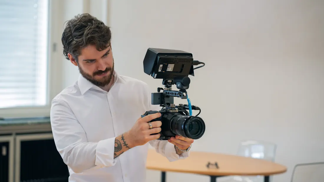 Niklas Wils beim Filmen